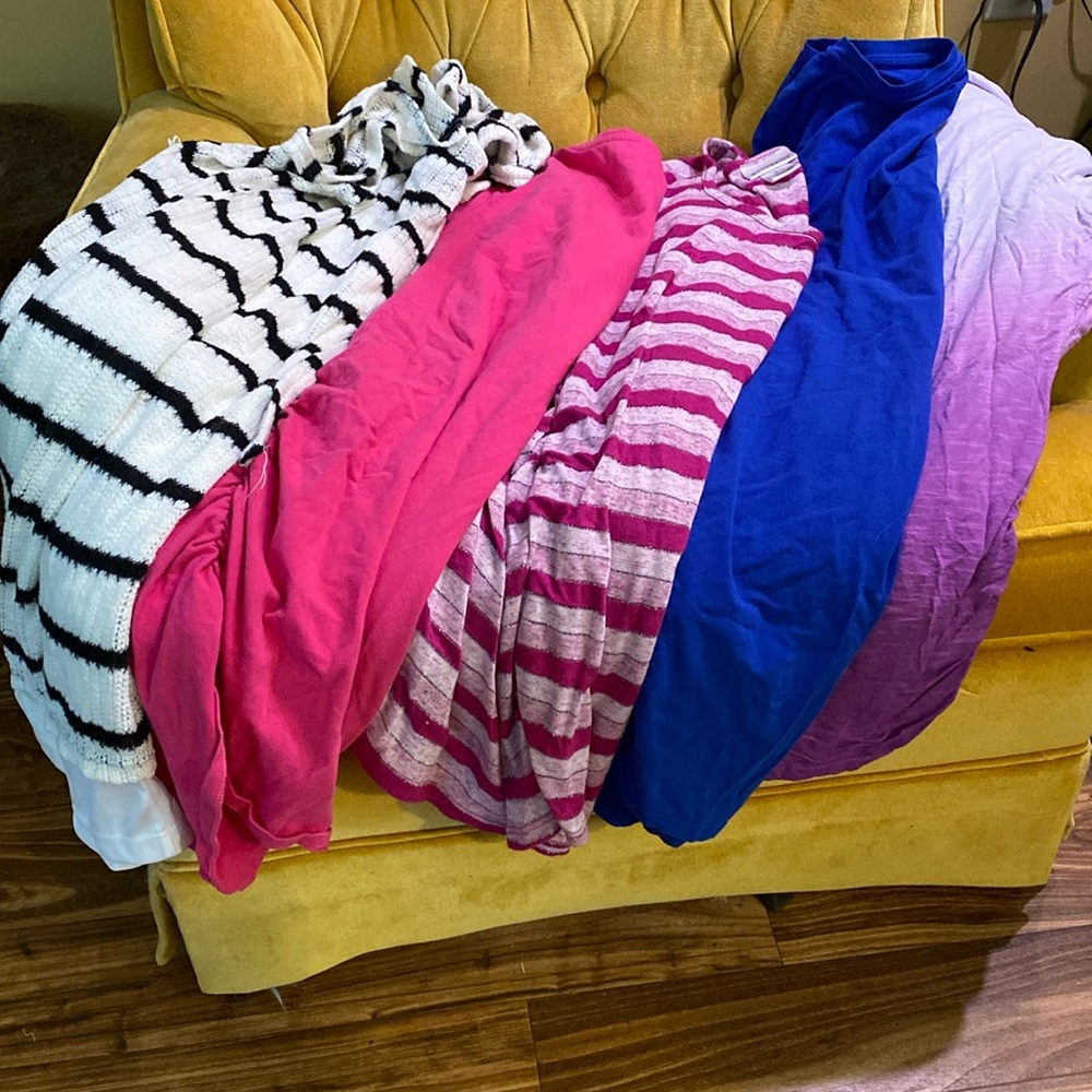 Motherhood maternity 5 short sleeve bundle- size L
